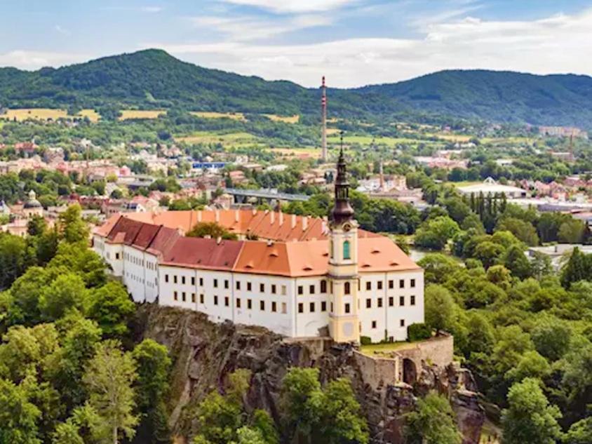 Laurahaus Villa Decin Kültér fotó